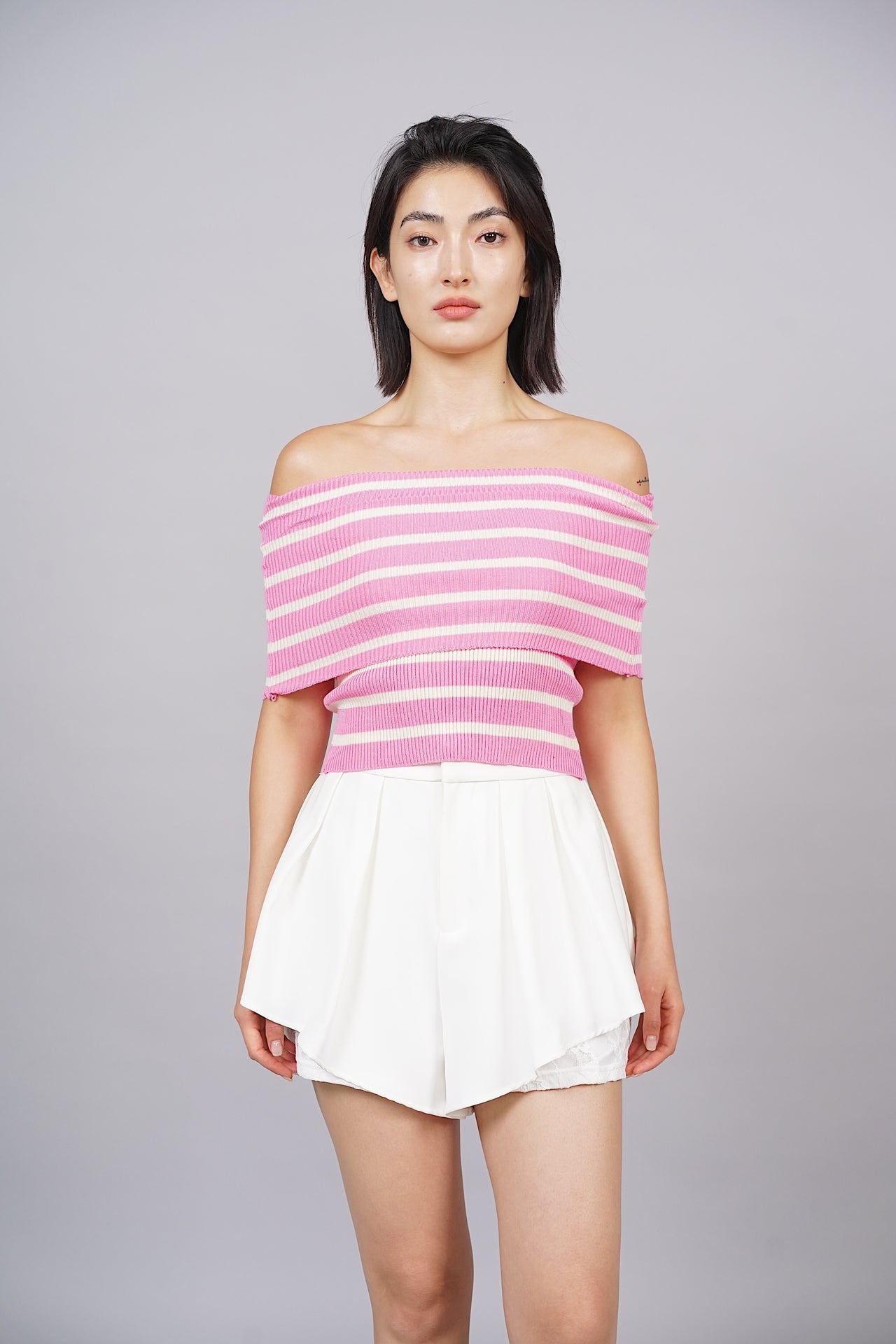EVERYDAY / Tessa Off-Shoulder Top in Pink Stripes