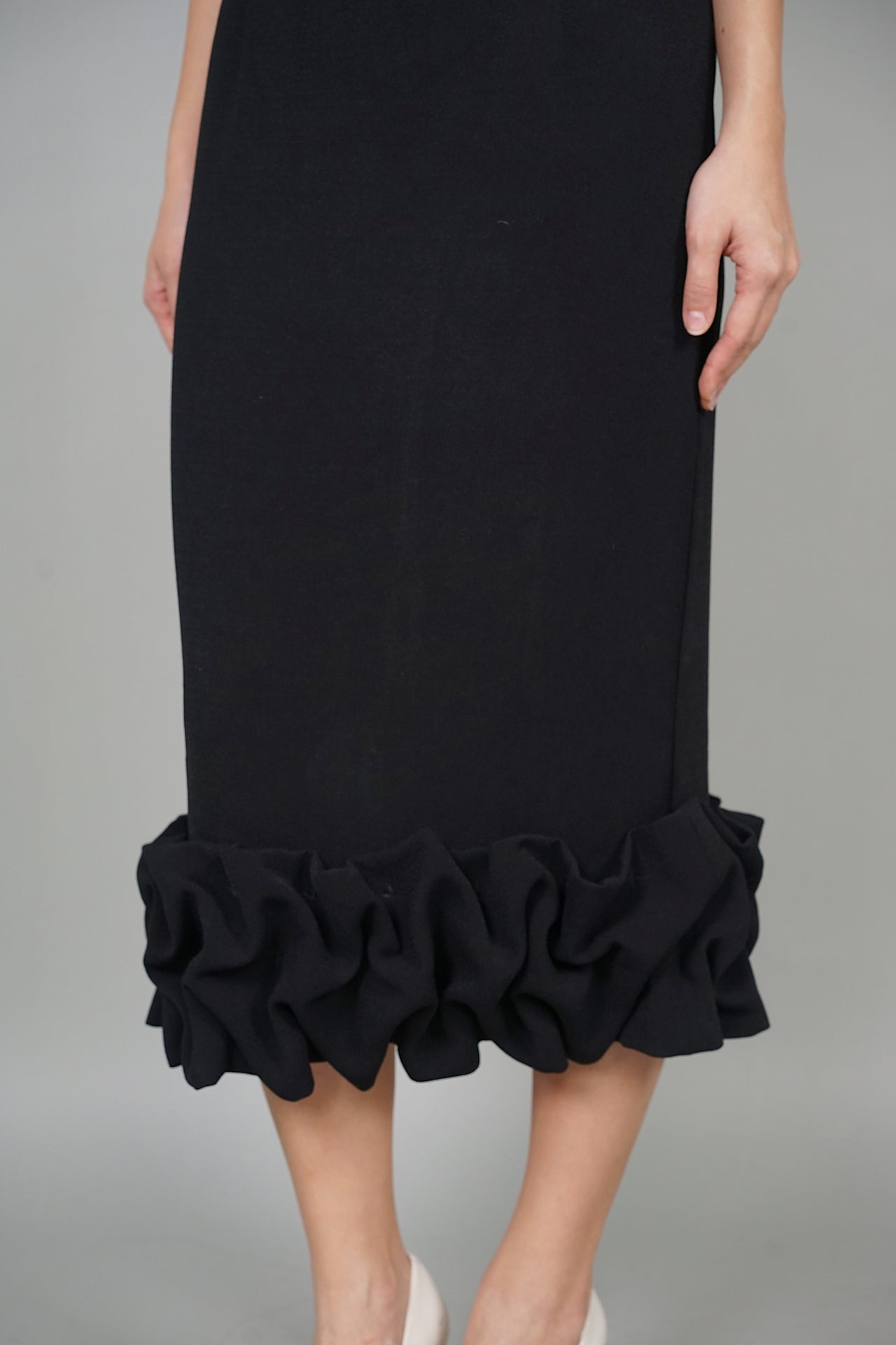 Makayla Ruffled Hem Skirt in Black