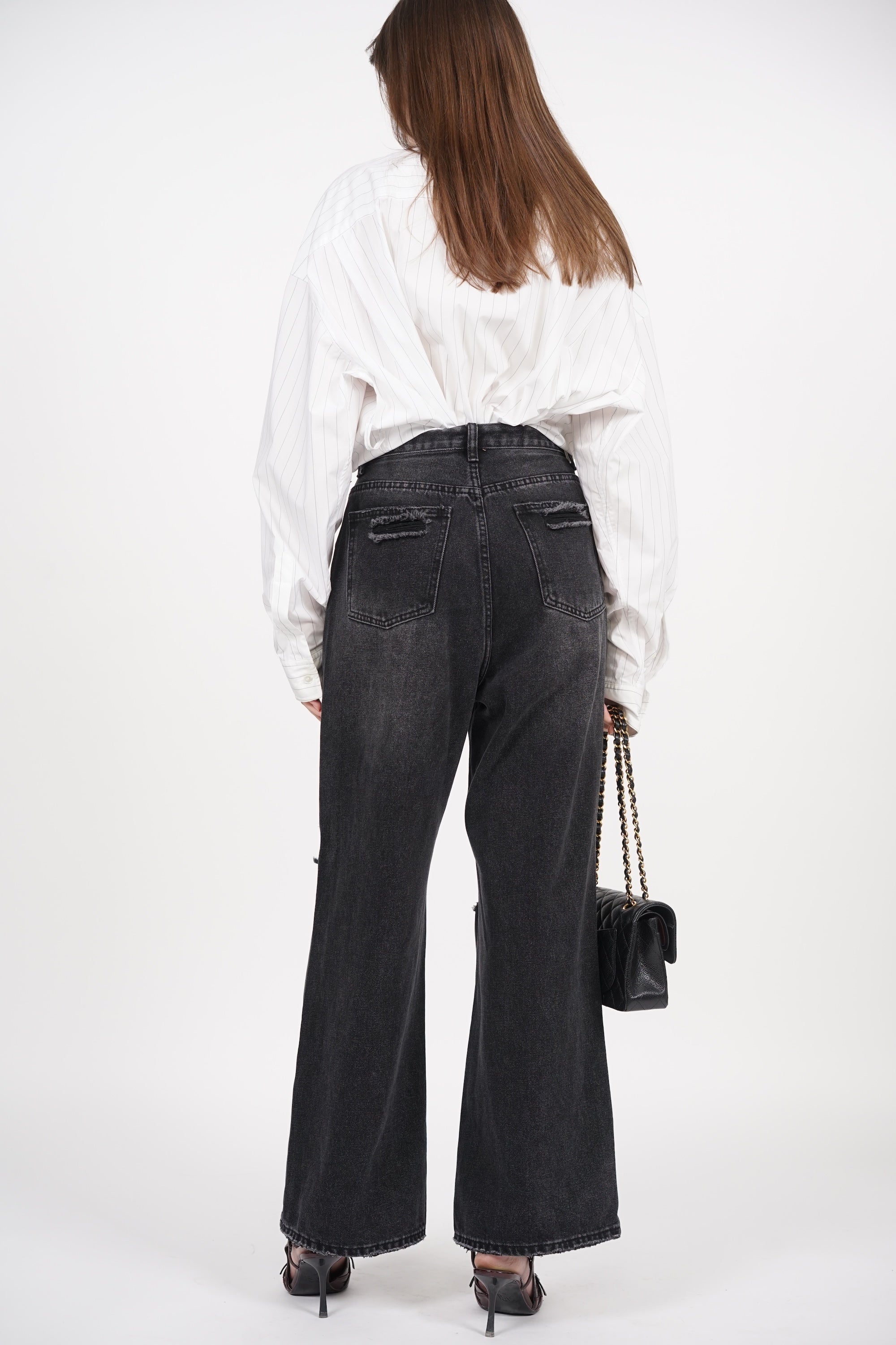 Baggy Ripped Jeans in Washed Black