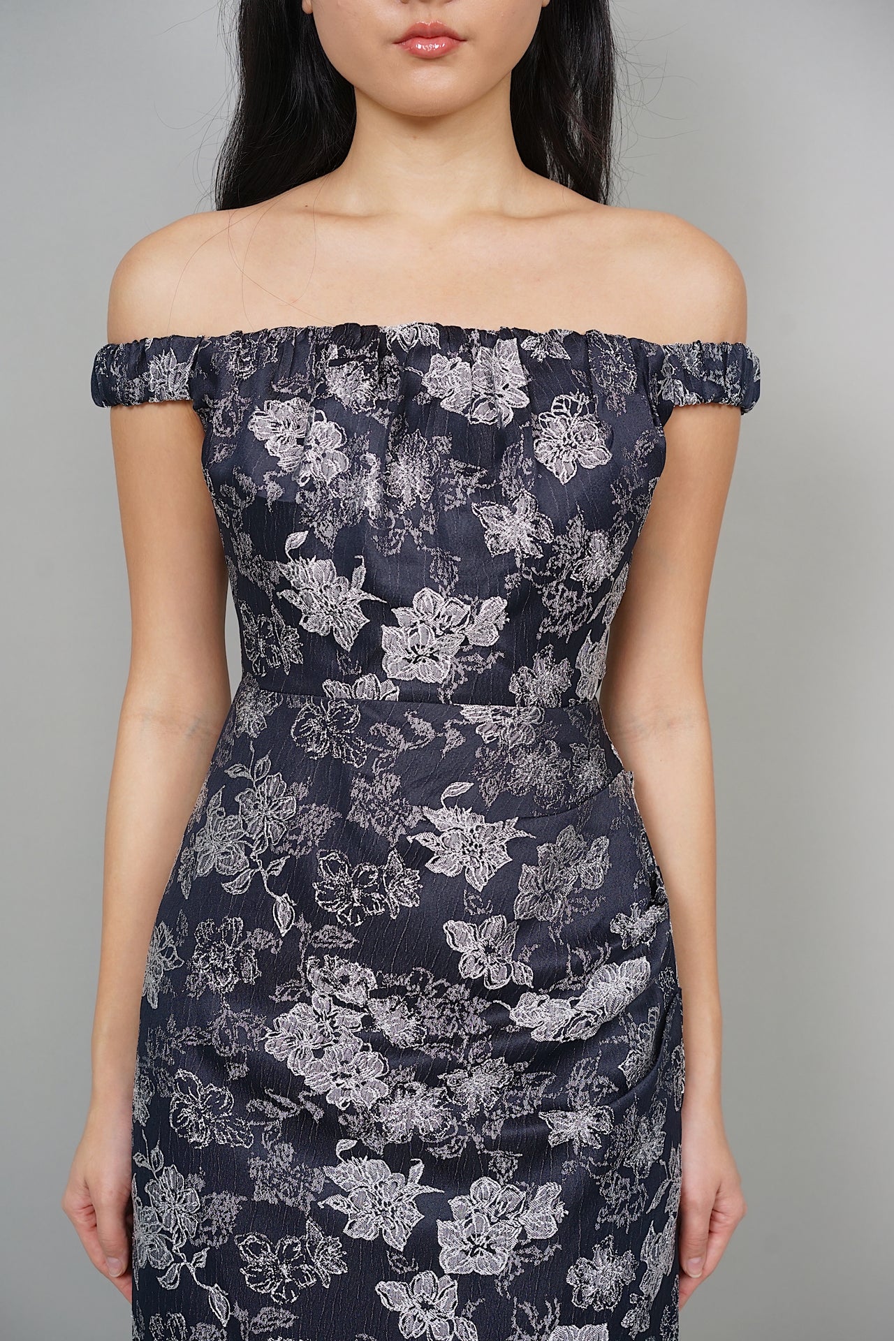 Ray Off-Shoulder Midi Dress in Midnight Floral