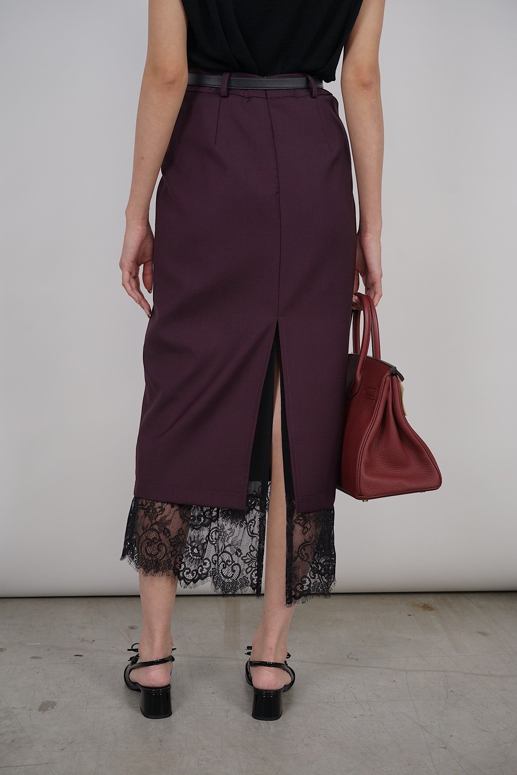 Dreamy Lace Skirt in Burgundy