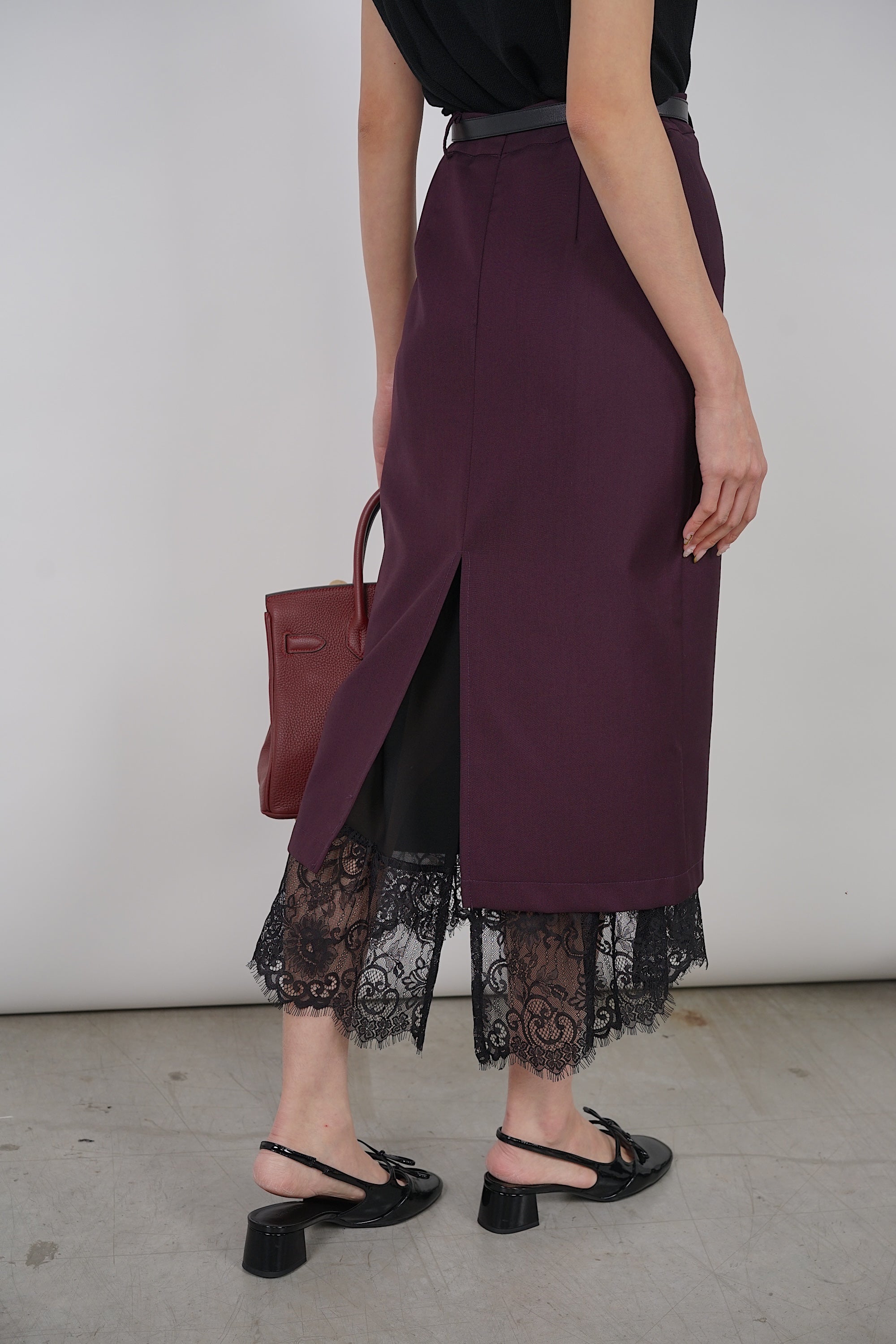 Dreamy Lace Skirt in Burgundy
