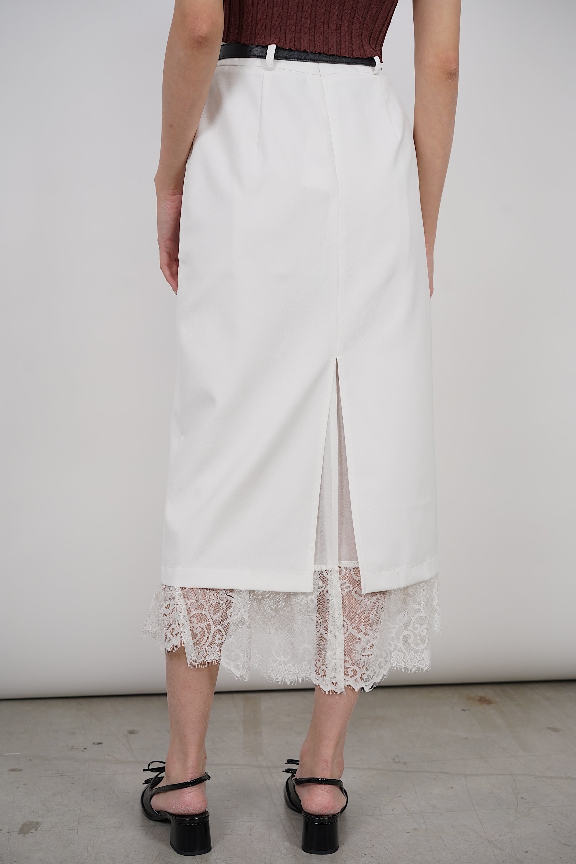 Dreamy Lace Skirt in White