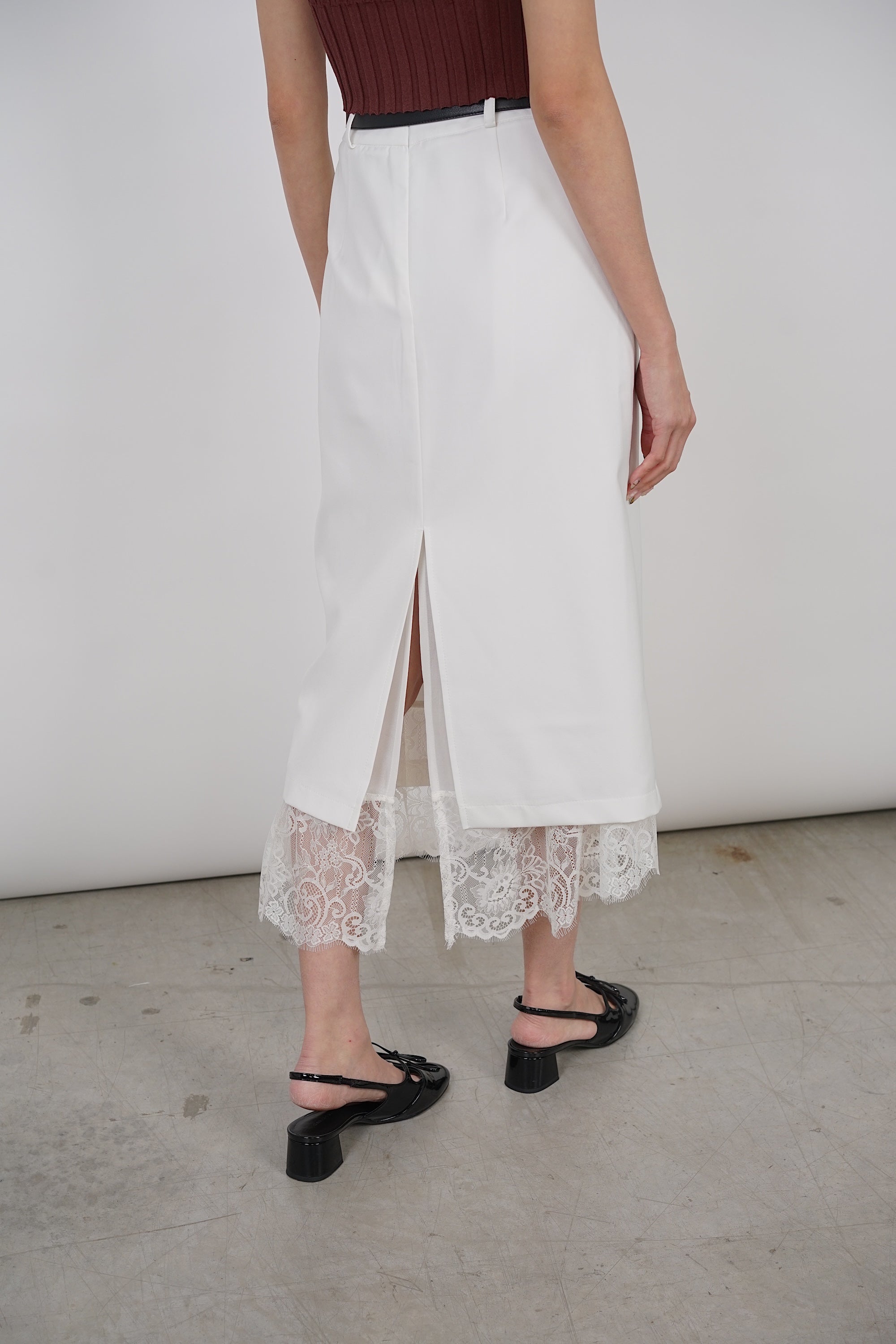 Dreamy Lace Skirt in White