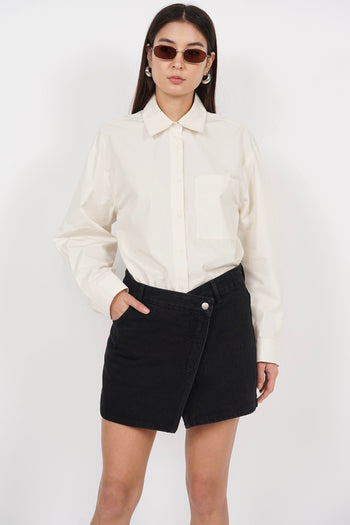 Low Waist Mini Skirt in Black