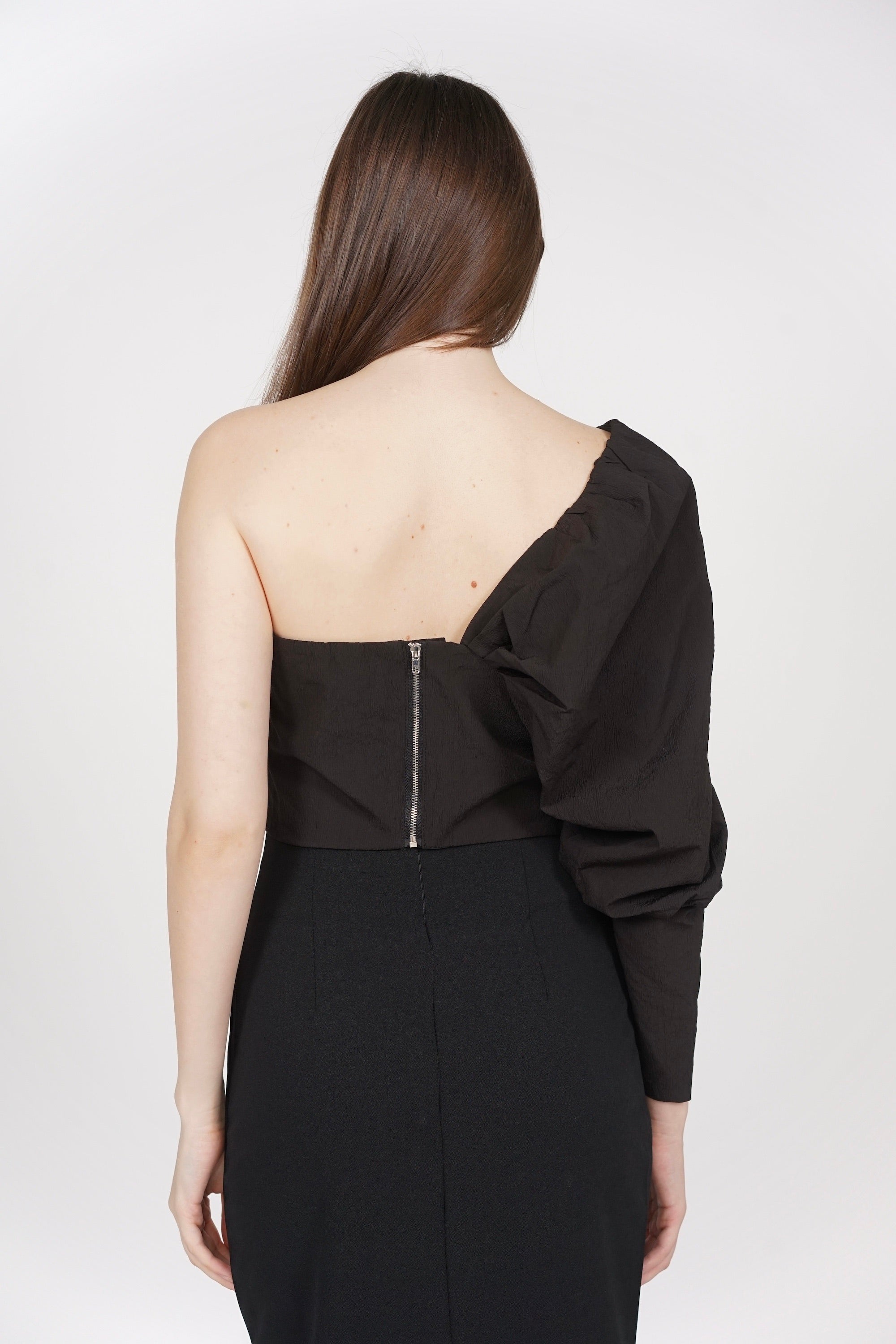 Wetzel Toga Top in Black
