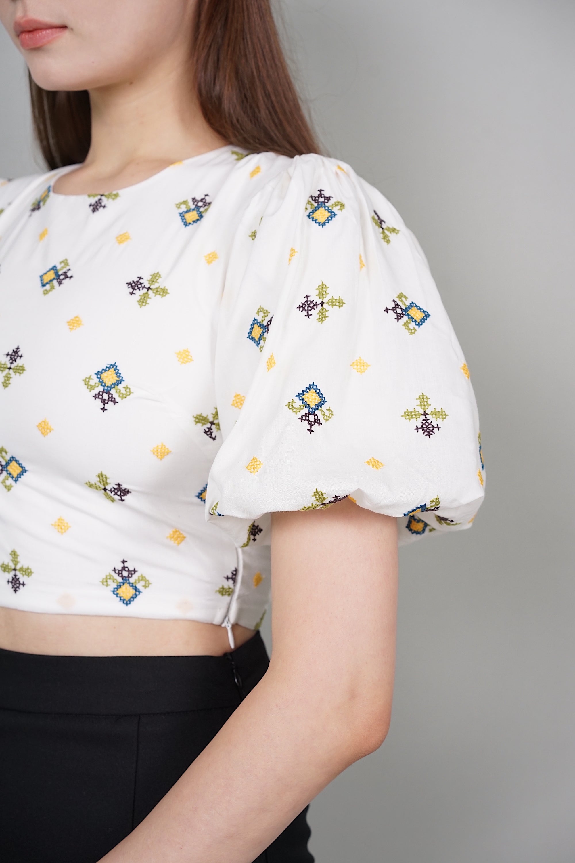 Chana Puffy Top in White