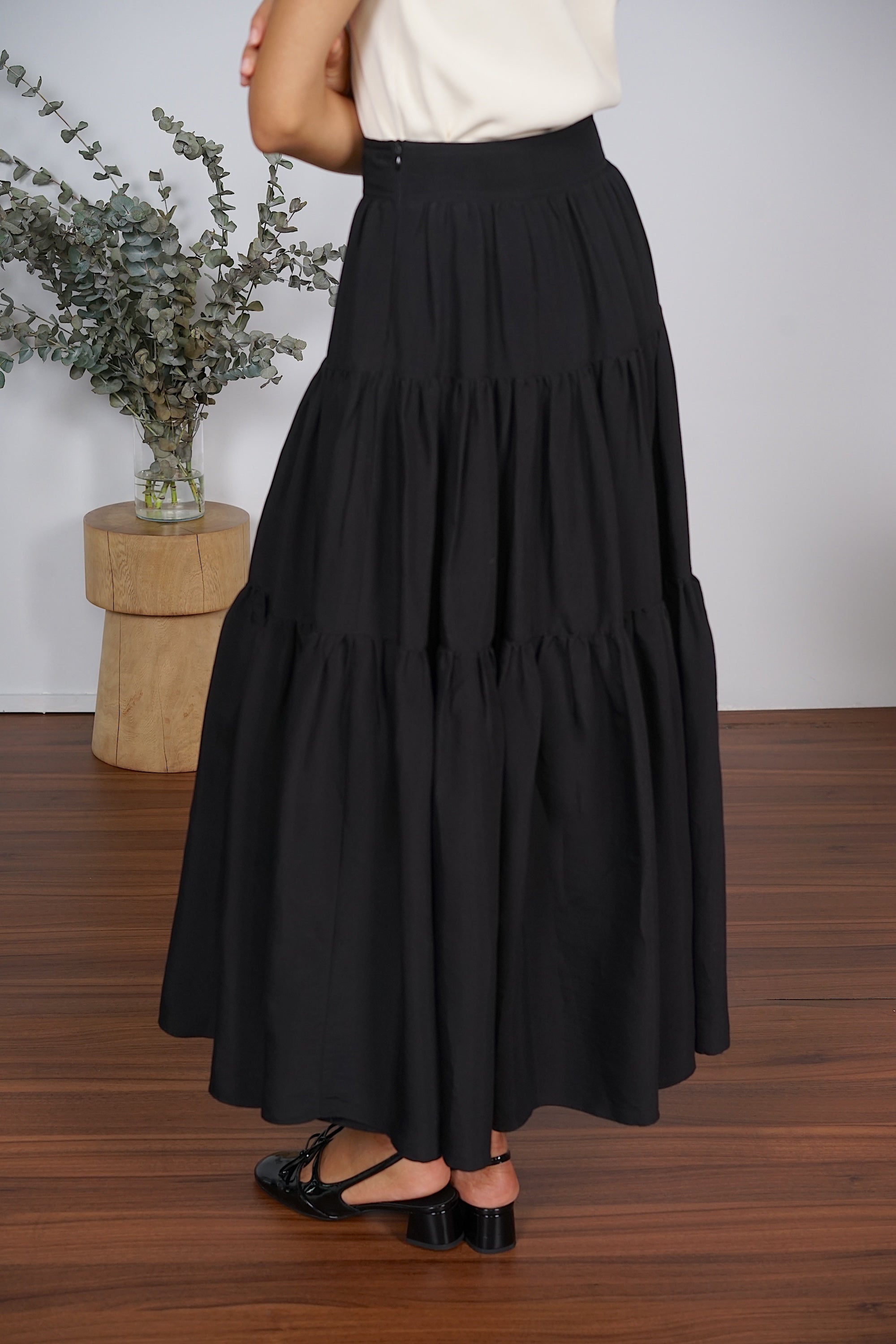 Cloud Maxi Skirt in Jet Black