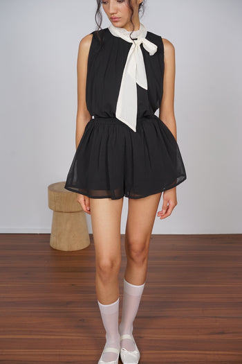 Elastic Georgette Flowy Shorts in Black