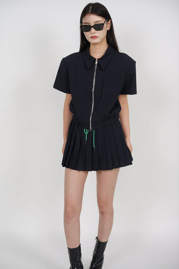 Elastic Pleated Skorts in Midnight