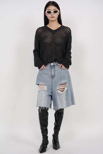Distressed Bermuda Denim Jeans in Washed Blue