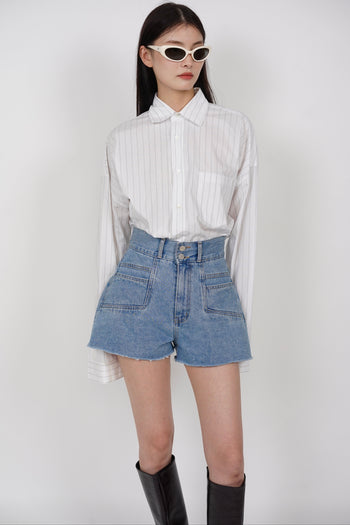 High-Waist Double Button Shorts in Washed Blue