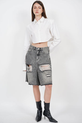 Distressed Bermuda Denim Jeans in Washed Grey