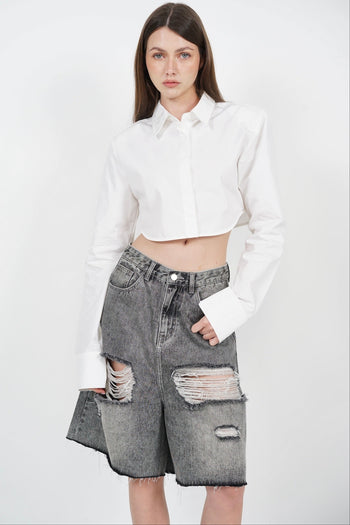 Distressed Bermuda Denim Jeans in Washed Grey